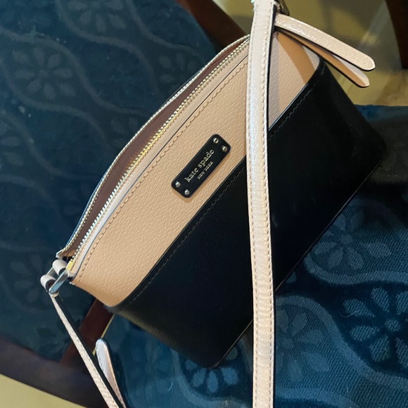 Handbags Kate Spade - Picture 2 of 5